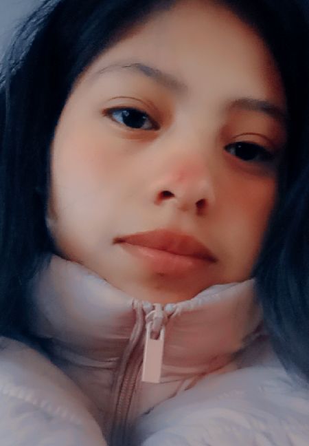 Verified Omoggle host Cami from Bolivia